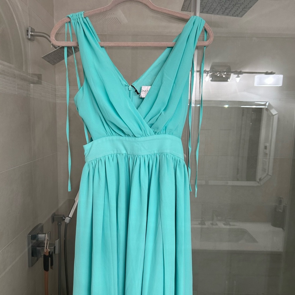 One33 Seafoam Goddess Dress Size 0